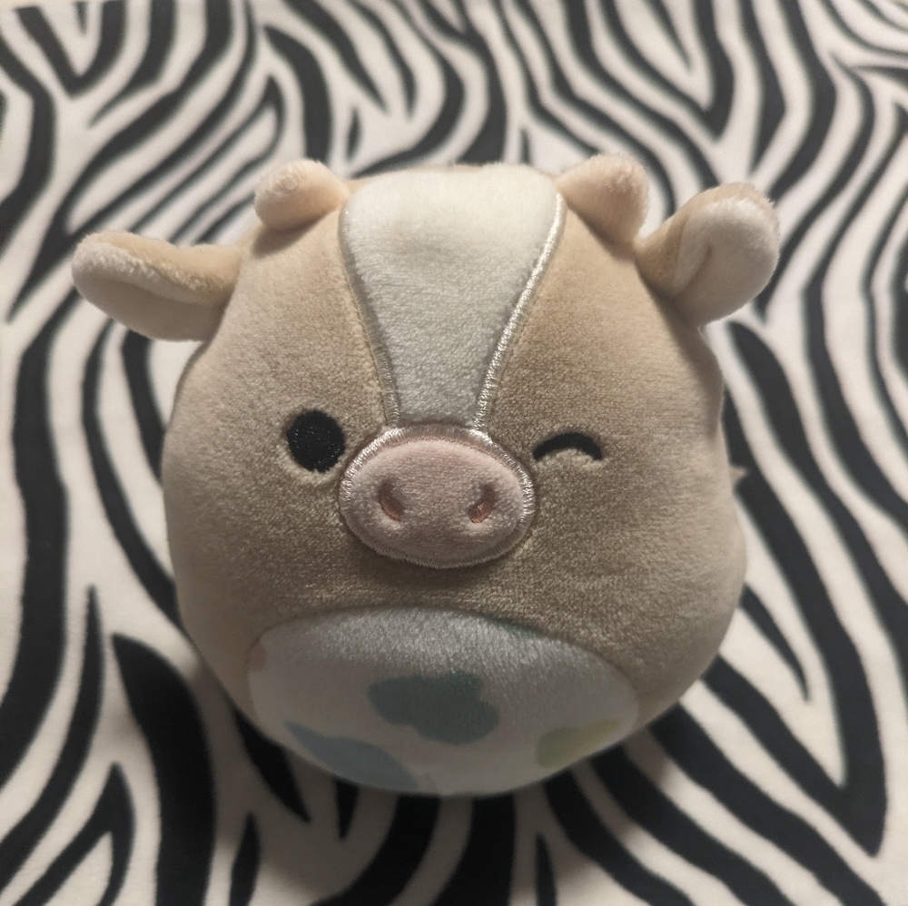 Squidhmallow little cow
